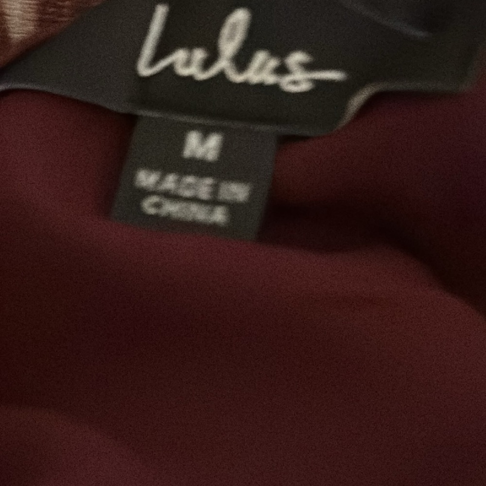 LULUS Wild Winds Burgundy Floral Print High-Low Wrap
Dress size M Party Date NWT - Picture 11 of 14